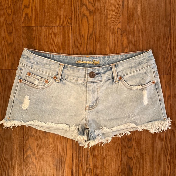 Worn once, cut off, denim, American Eagle light wash, size 4 - Picture 1 of 4